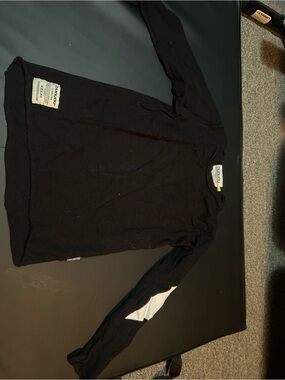 nununu Black Tee with Neon Yellow Loop